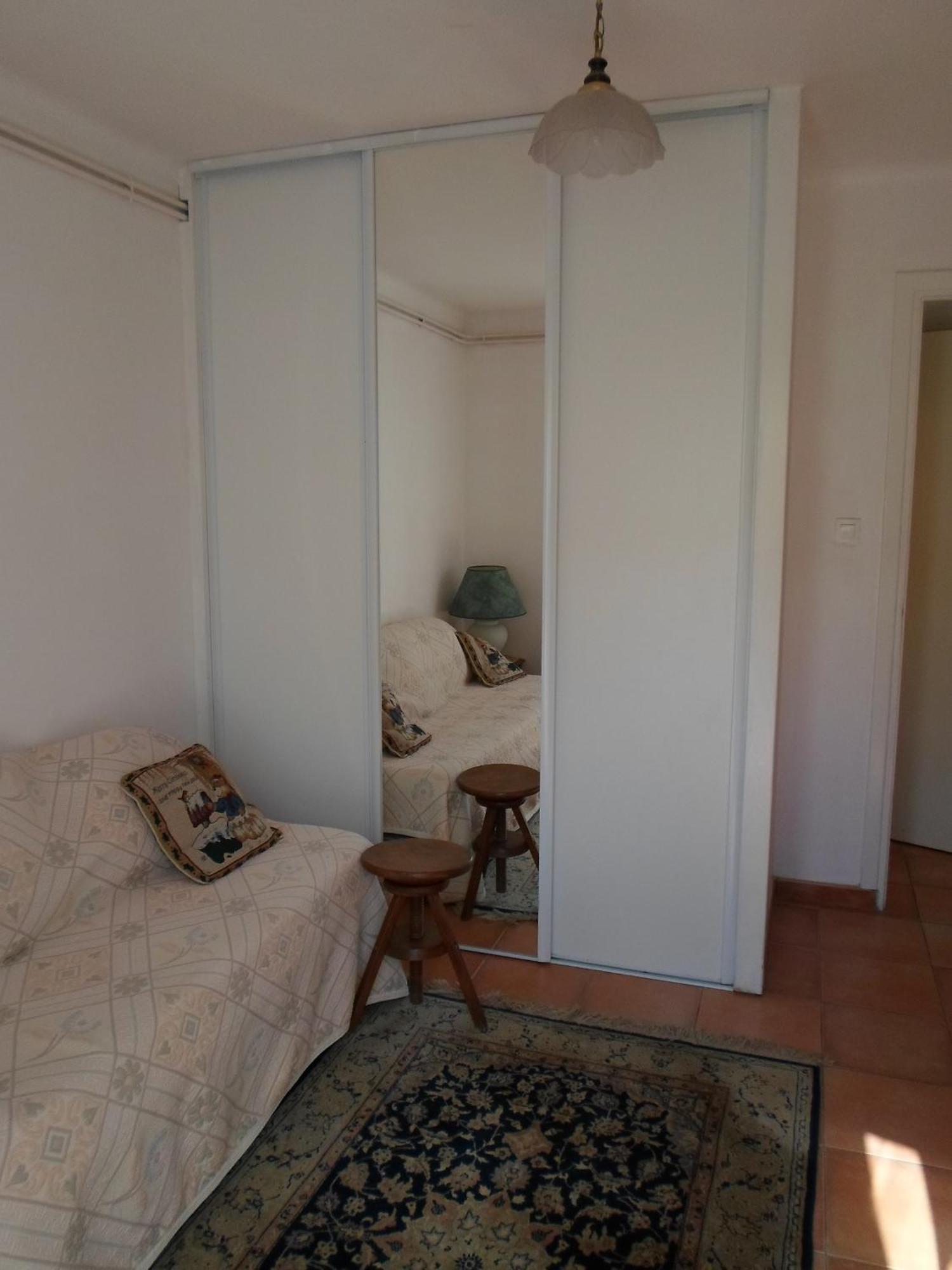 Giens Apartment